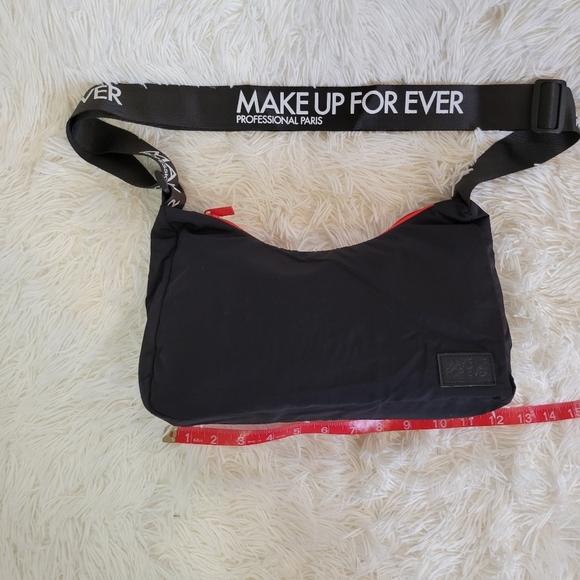 NWOT Make Up Forever Black Over the Shoulder Bag - Picture 4 of 9